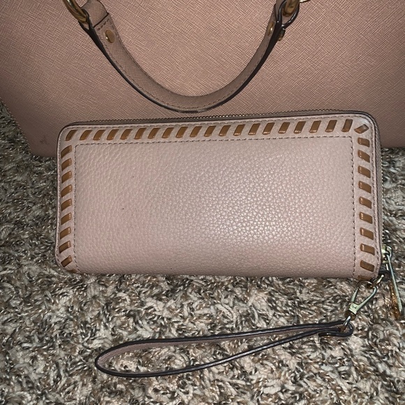 Michael kors purse /wallet set - Picture 7 of 8